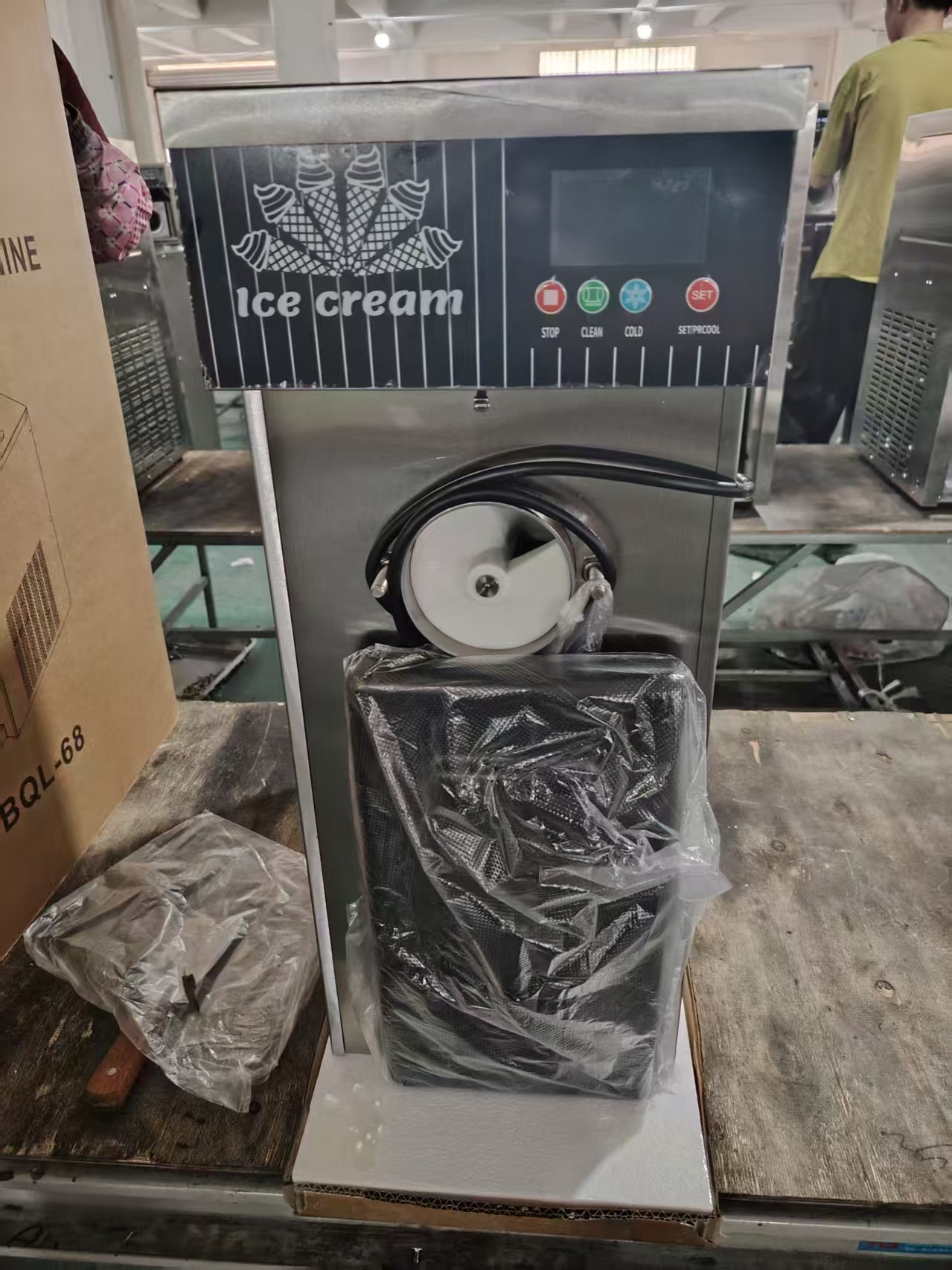 1748572914893847.jpg 1748572914893847.jpg